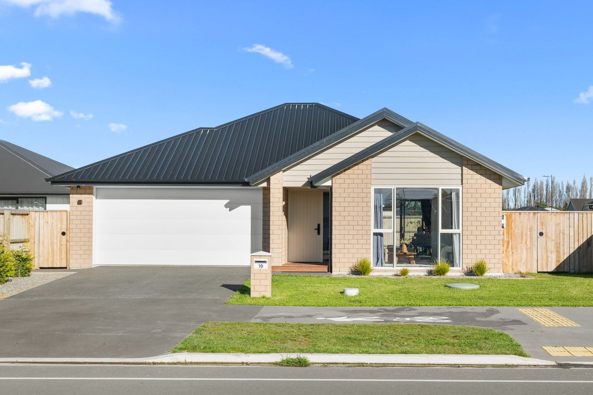 10 Whites Tramway Road, Halswell, Christchurch - Carousel 1