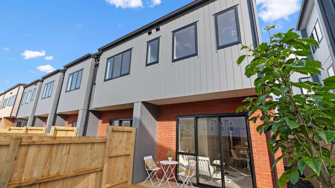 8/1E Rosyth Avenue, Bayswater, Auckland - Carousel 1