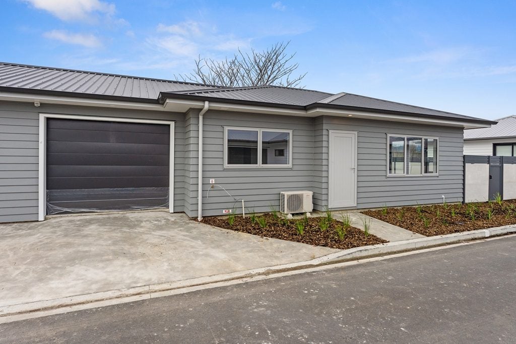 15/17 Waerenga Road, Otaki - Carousel 1