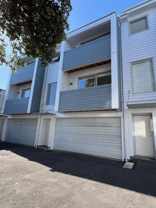 3/3 Wagener Place, Mount Albert, Auckland - Carousel 1