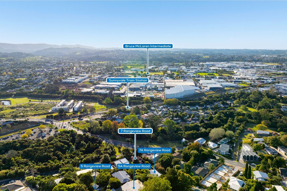 5A Rangeview Road, Sunnyvale, Auckland - Carousel 7