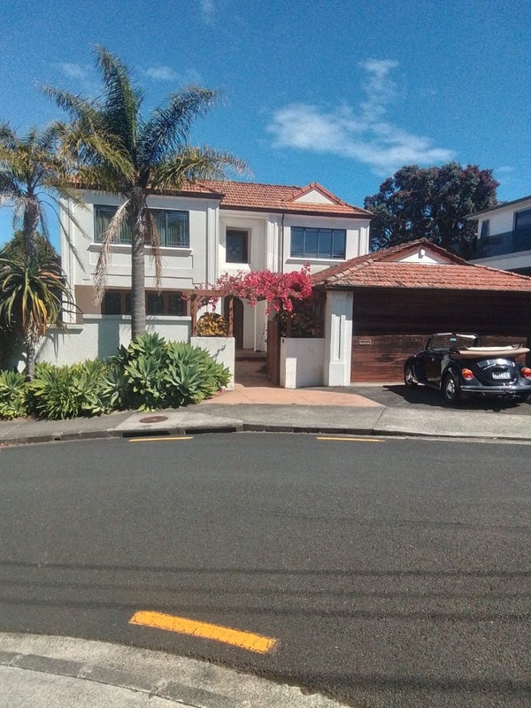 17 Blomfield Spa, Takapuna, Auckland - Carousel 1