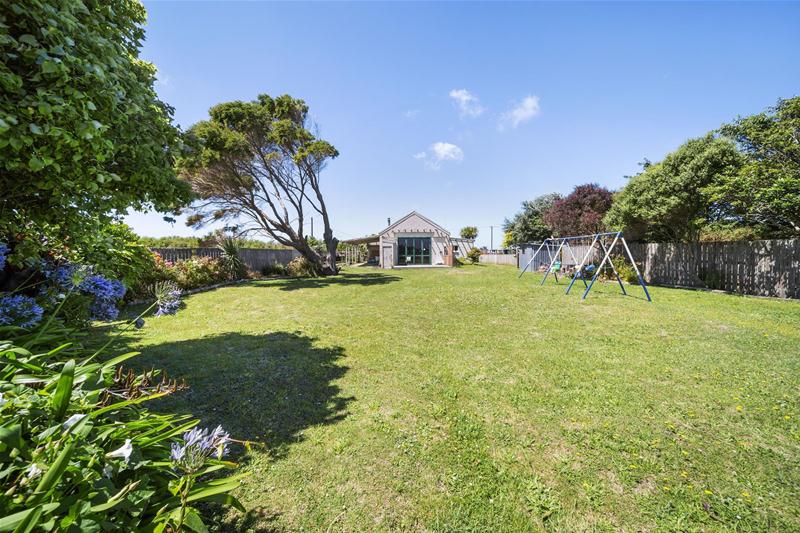 14 Barclay Road, Hawera - Carousel 1