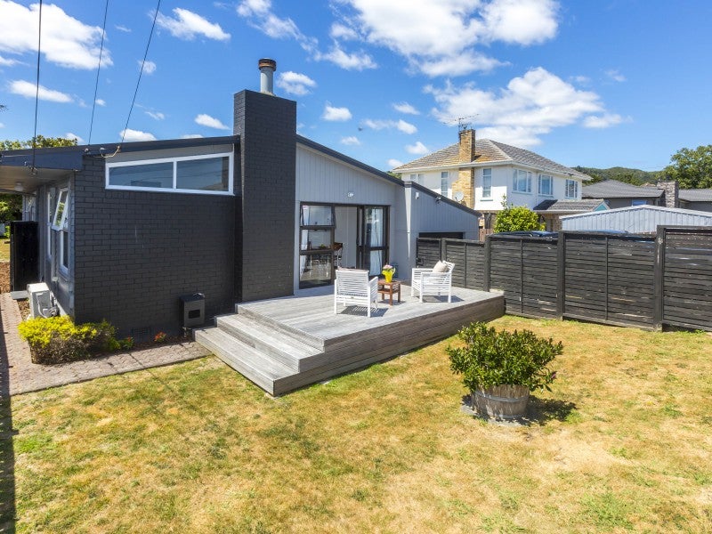 30A Exchange Street, Ebdentown, Upper Hutt - Carousel 1