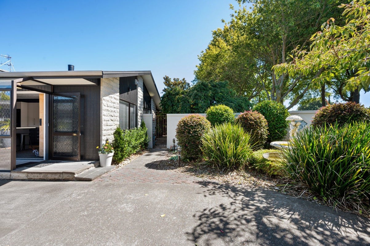 24 Symons Street, Parkvale, Hastings - Carousel 23