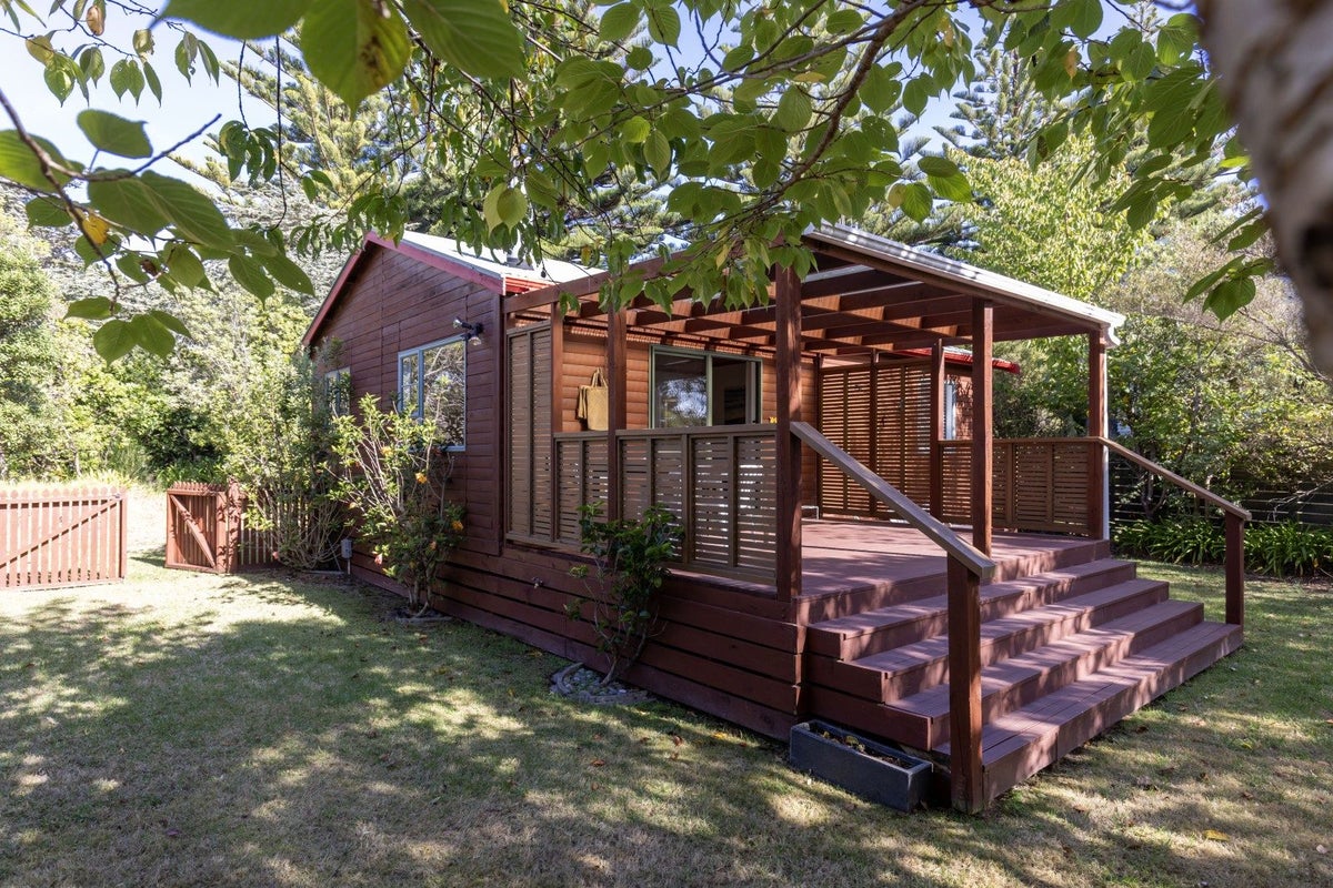 15A Wharemauku Road, Raumati Beach, Paraparaumu - Carousel 1