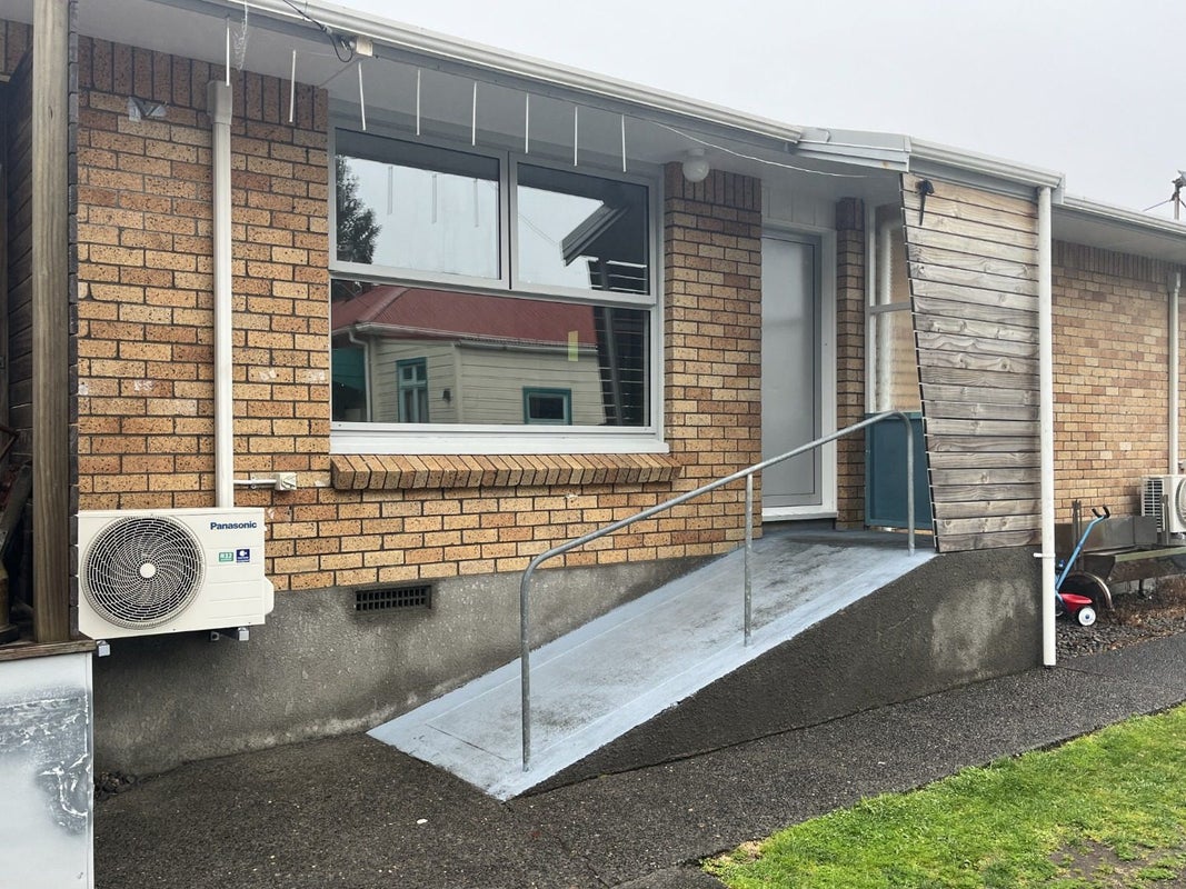 444A Devon Street East, Strandon, New Plymouth - Carousel 2