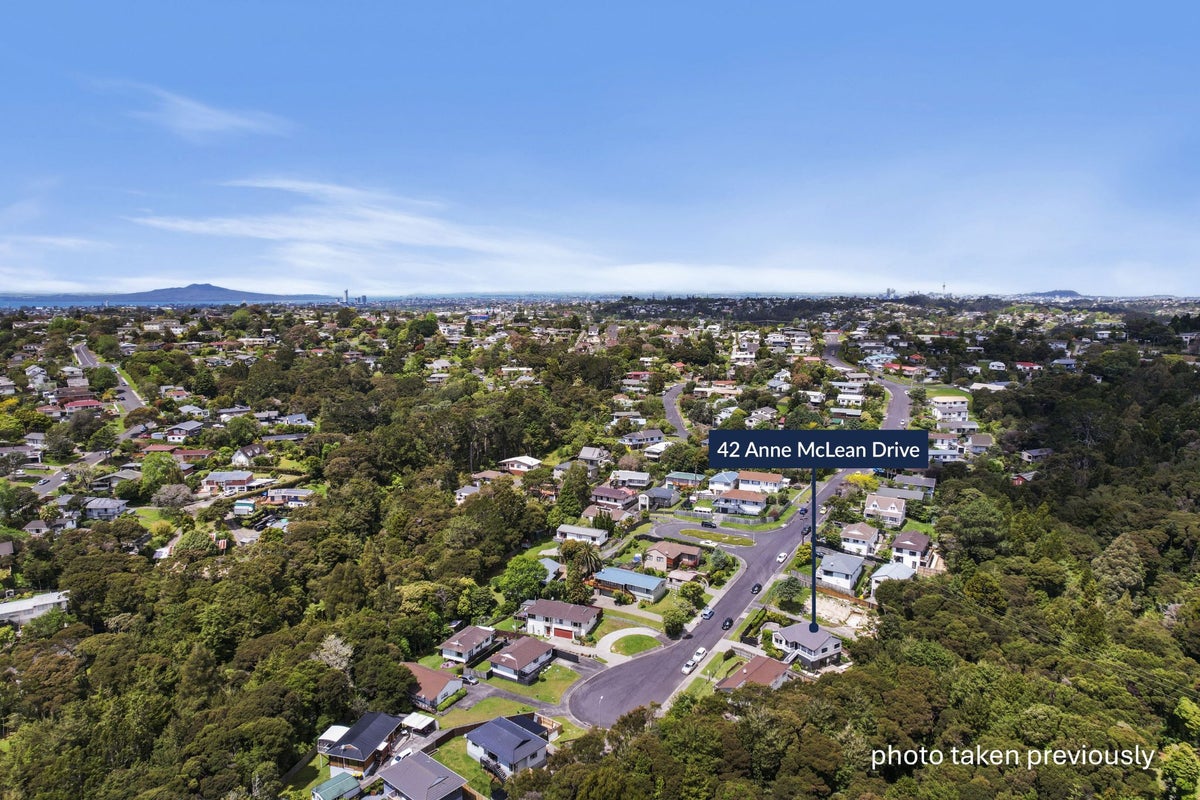 42 Anne McLean Drive, Bayview, Auckland - Carousel 22