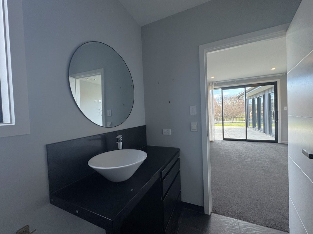 1 Nore Street, Waihola - Carousel 19