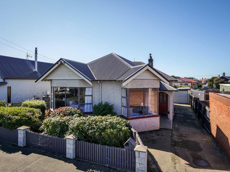 31 Normanby Street, Saint Kilda, Dunedin - Carousel 1
