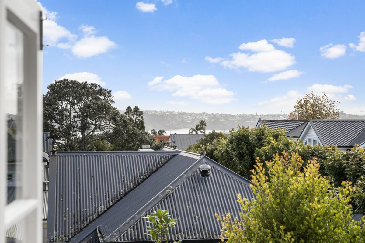 1 Wolseley Avenue, Herne Bay, Auckland - Carousel 9
