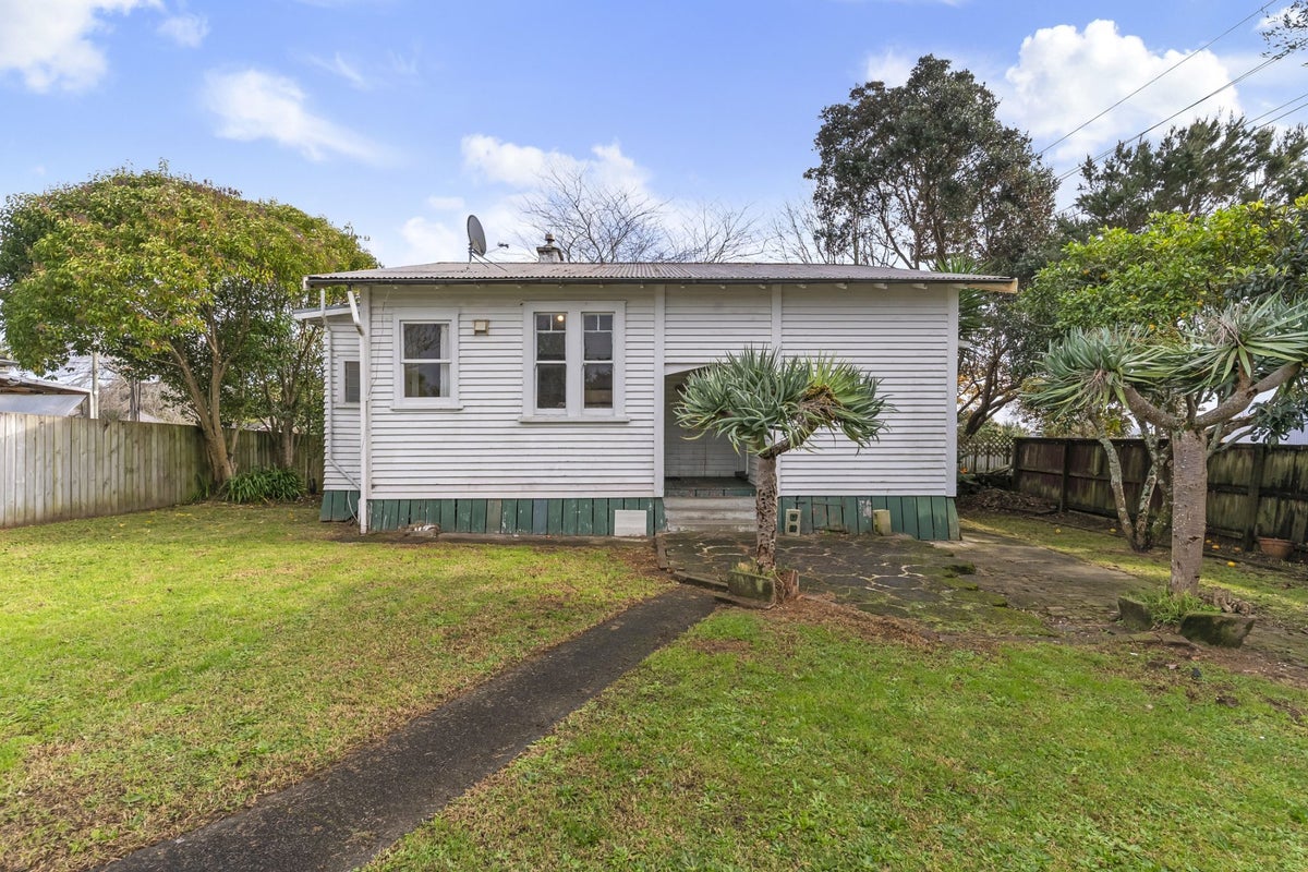 50 Woodglen Road, Glen Eden, Auckland - Carousel 2