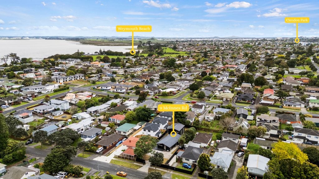 9 McInnes Road, Weymouth, Auckland - Carousel 22