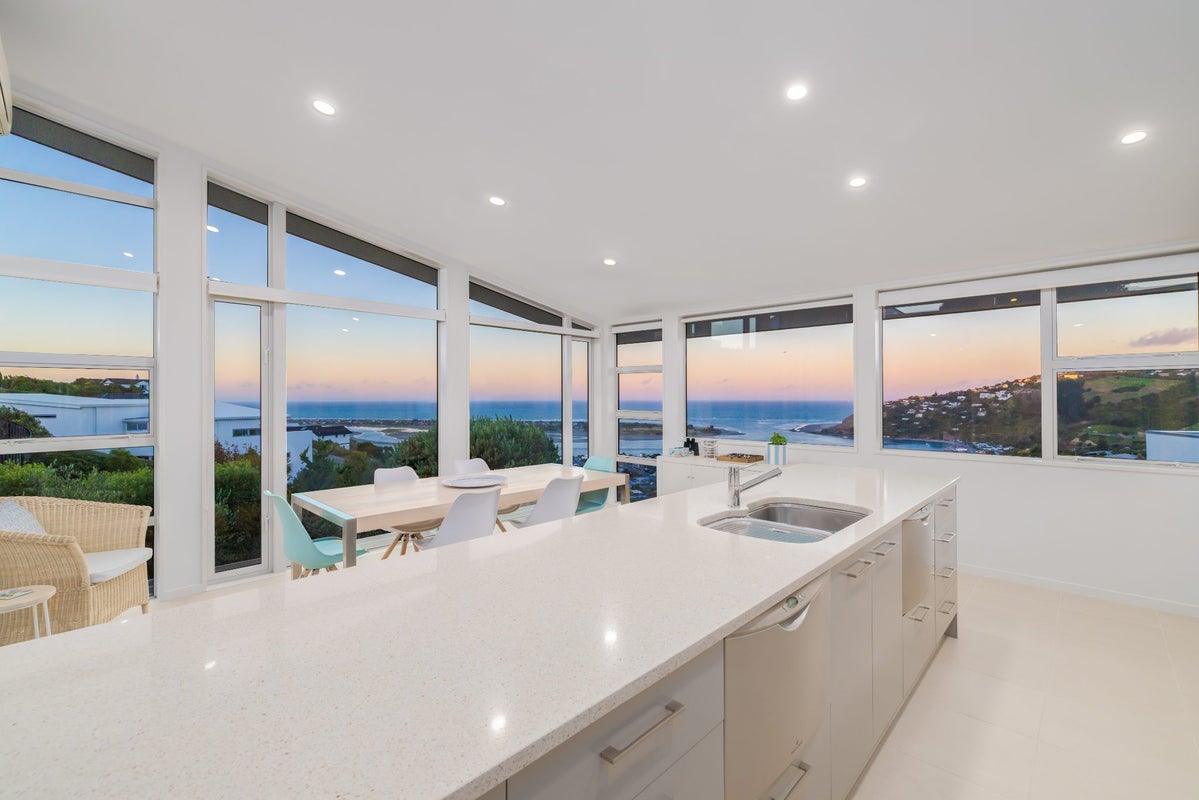 87 Glenstrae Road, Redcliffs, Christchurch - Carousel 2