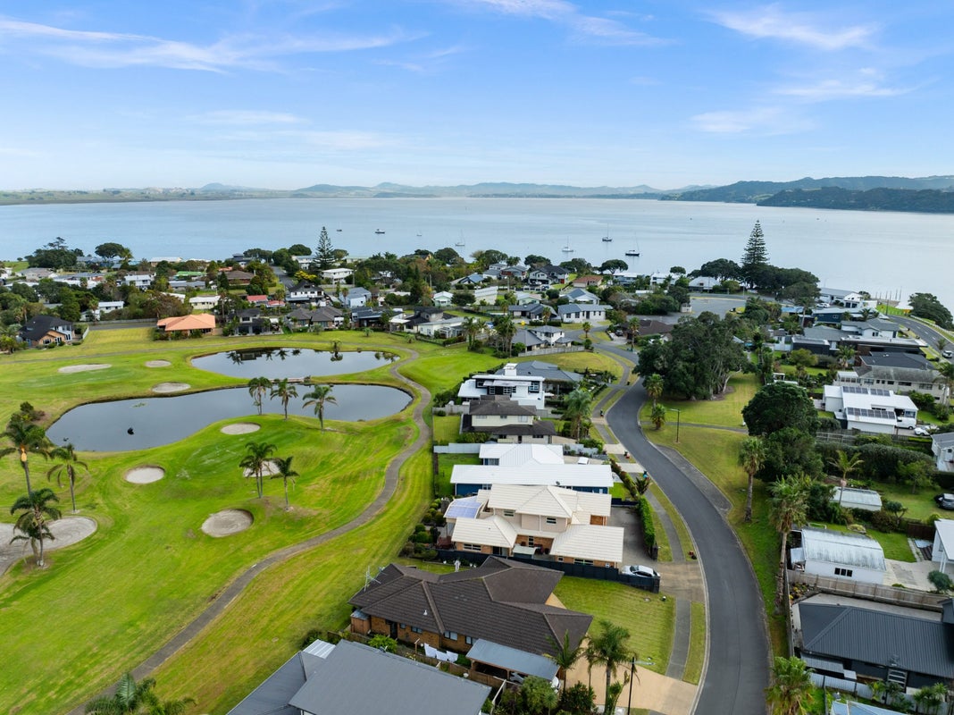 15 Barbados Way, One Tree Point, Whangarei - Carousel 32
