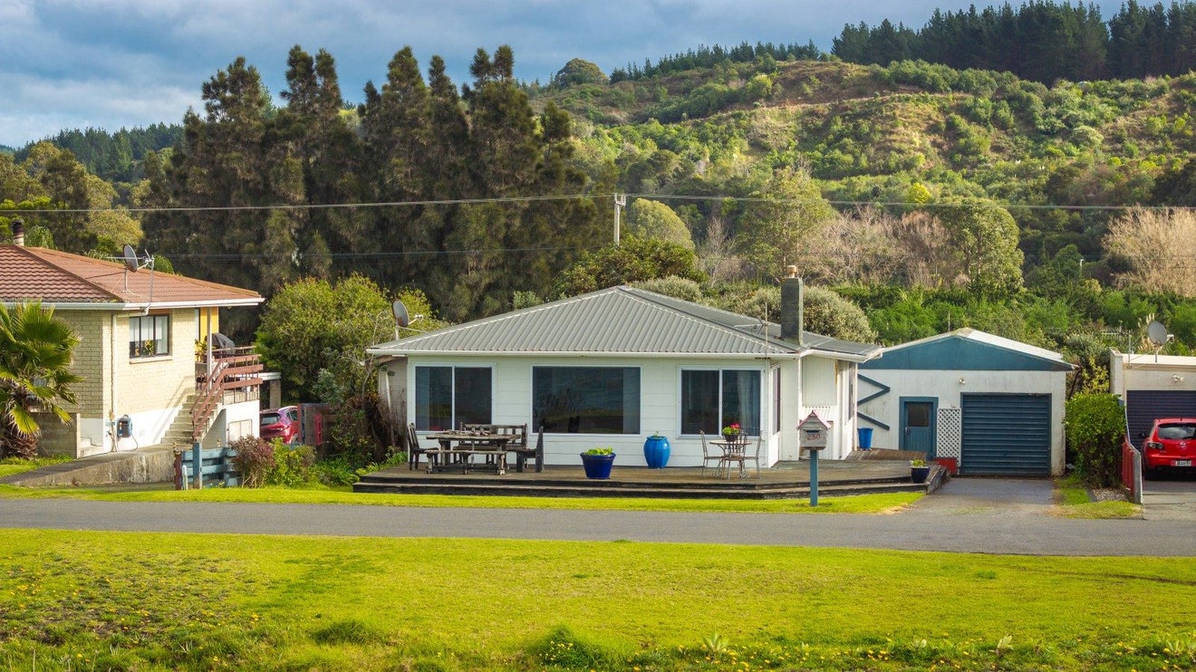 230 Whirinaki Road, Eskdale, Napier - Carousel 1