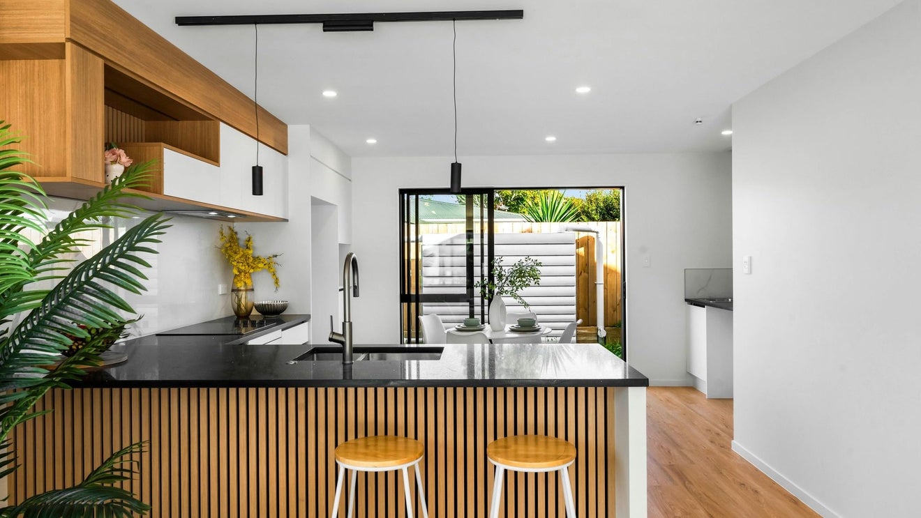 7/42 Marvon Downs Avenue, Pakuranga Heights, Auckland - Carousel 1