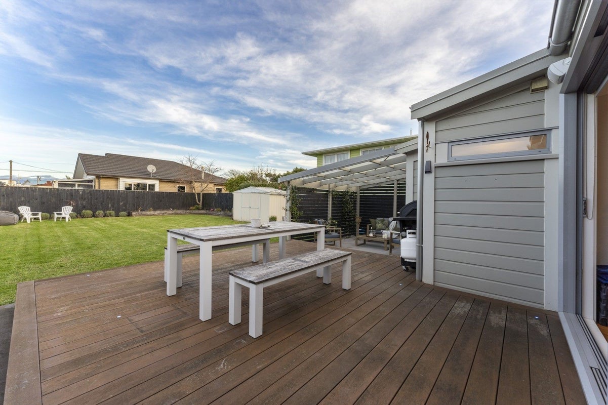 7 Massey Street, Westown, New Plymouth - Carousel 2