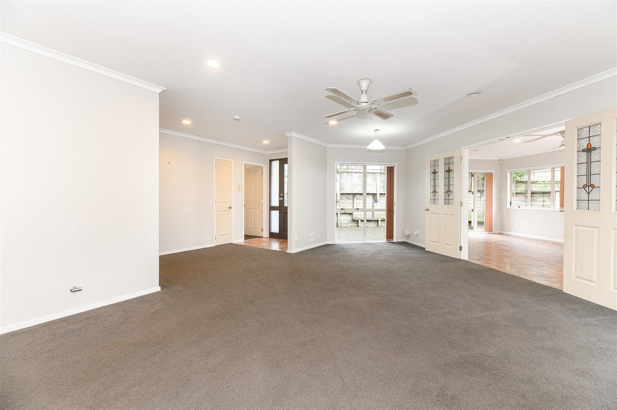 32 Caversham Drive, Torbay, Auckland - Carousel 2