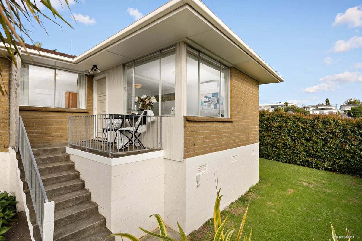 3/12 Caulton Street, St Johns, Auckland - Carousel 1