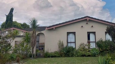 11 Anna Watson Road, Half Moon Bay, Auckland - Carousel 1