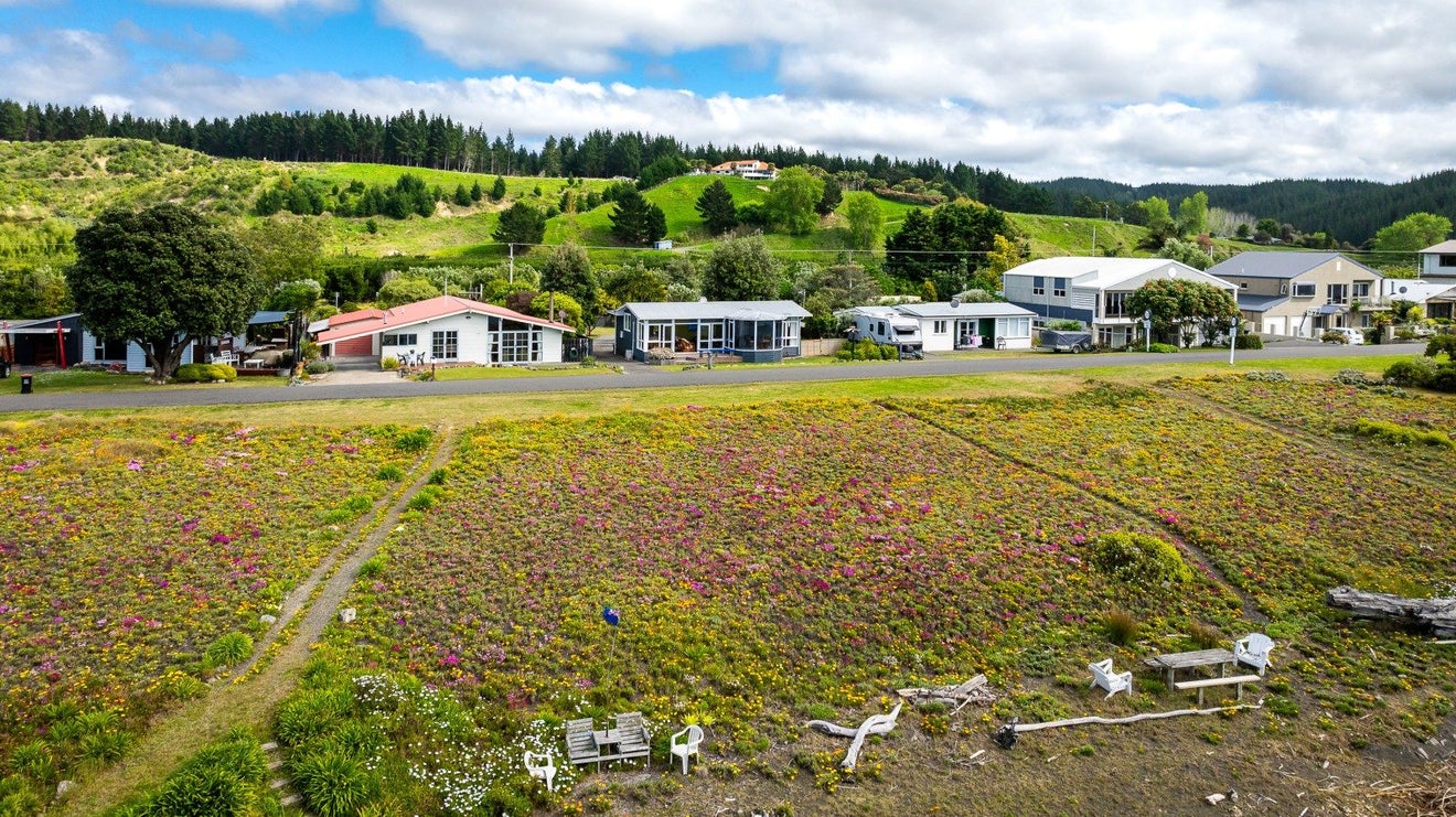 242 Whirinaki Road, Eskdale, Napier - Carousel 25