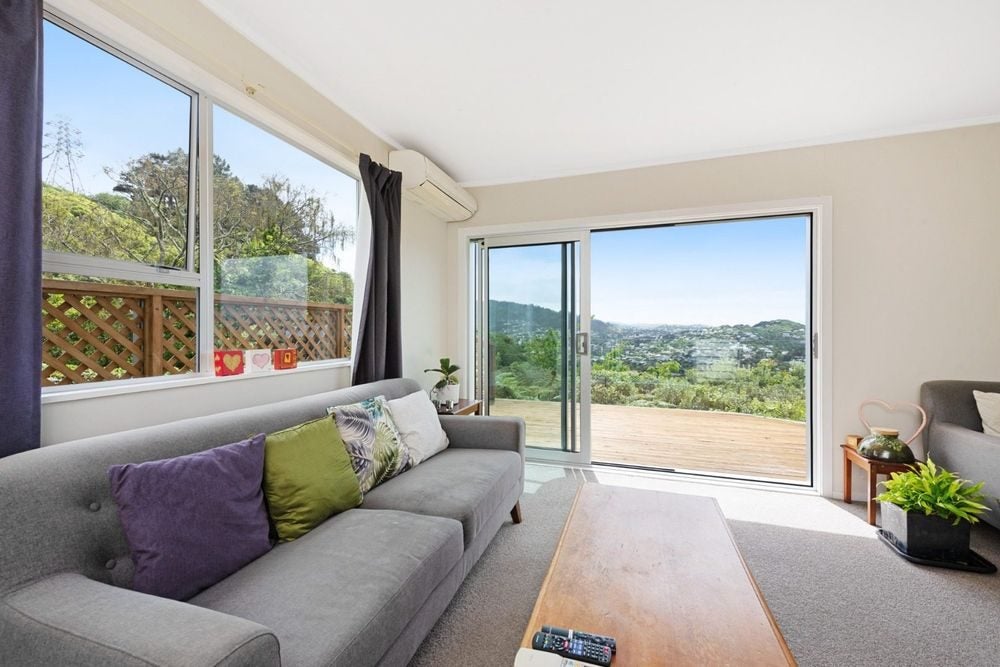 3 Oldham Way, Crofton Downs, Wellington - Carousel 1