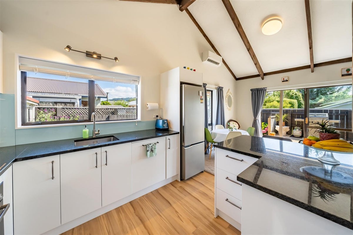 3/29 Ward Street, Trentham, Upper Hutt - Carousel 1
