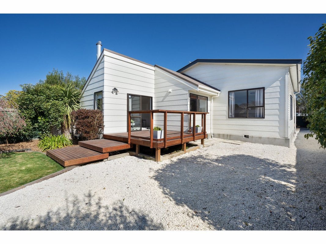 26 Vienna Street, Waltham, Christchurch - Carousel 1