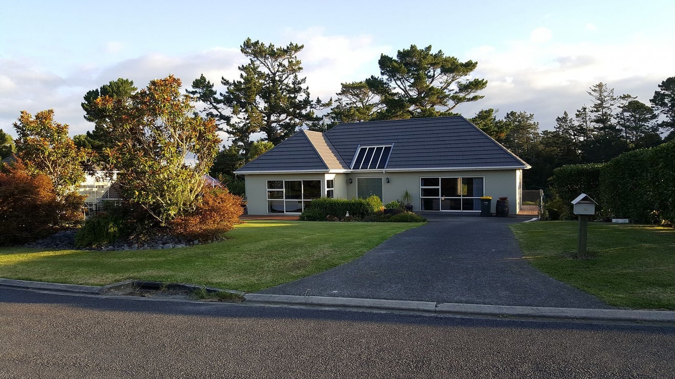 3 Hobson Heights Road, Lucas Heights, Auckland - Carousel 1