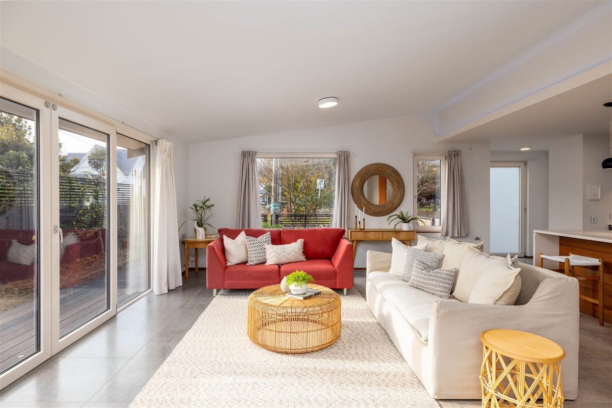 9 Church Square, Addington, Christchurch - Carousel 2
