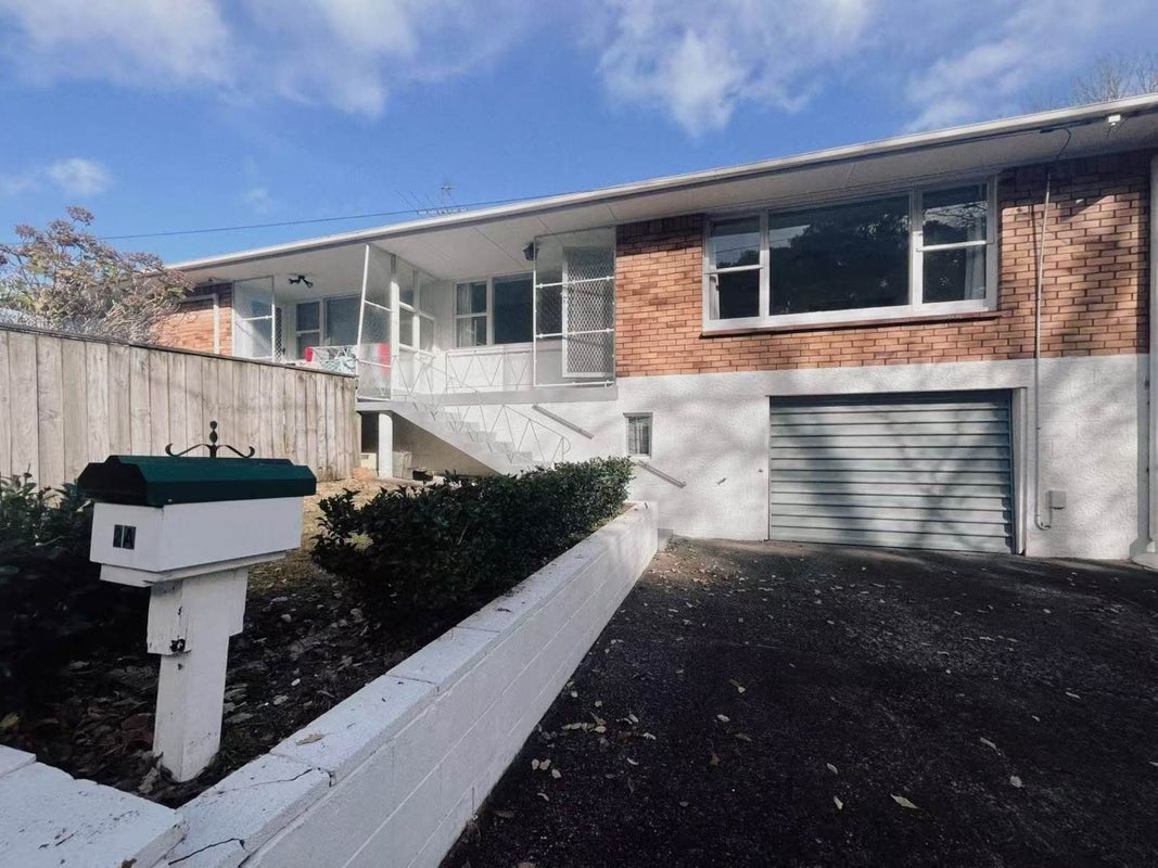 2A Oak Street, Royal Oak, Auckland - Carousel 1