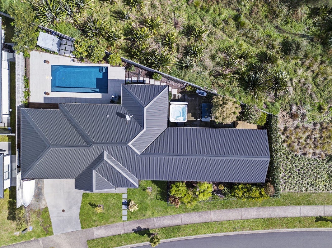 38 Pakanga Grove, Pyes Pa, Tauranga - Carousel 35
