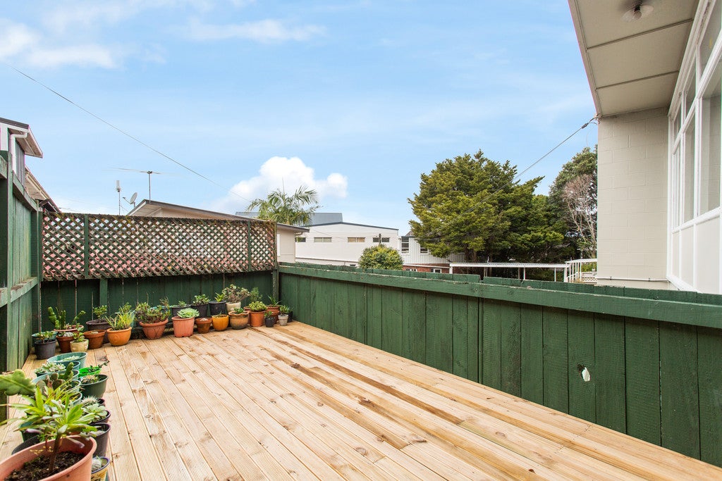 5/3 Picton Street, Howick, Auckland - Carousel 2