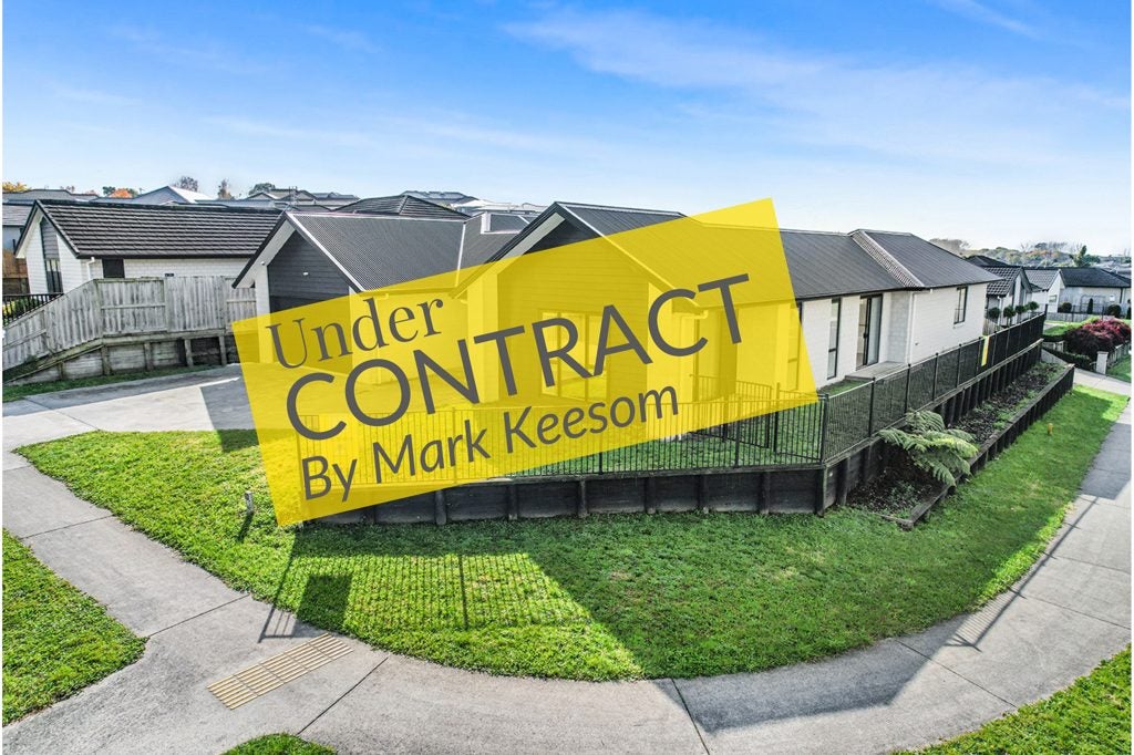 76 Cumberland Drive, Flagstaff, Hamilton - Carousel 1