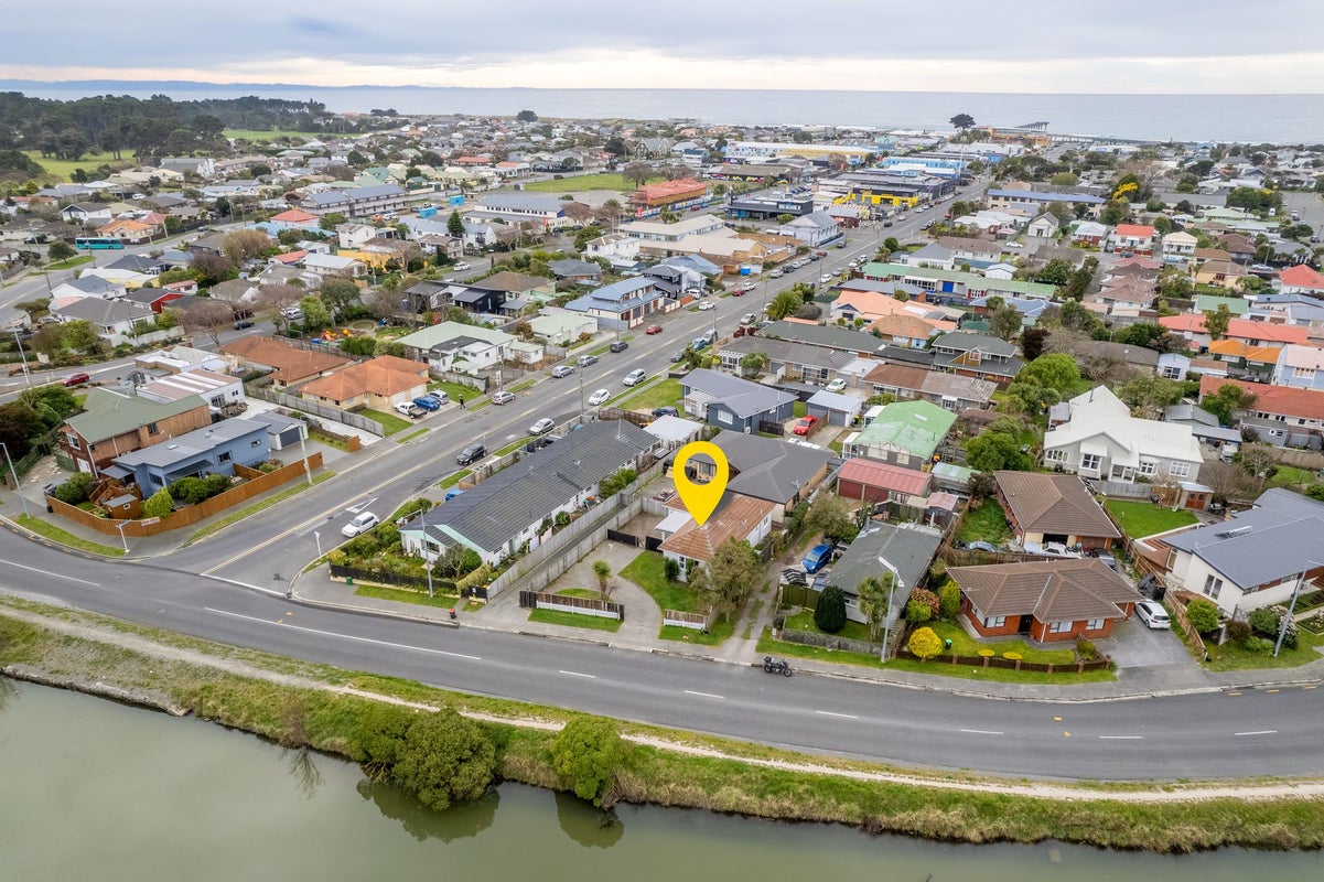 15 Owles Terrace, New Brighton, Christchurch - Carousel 2