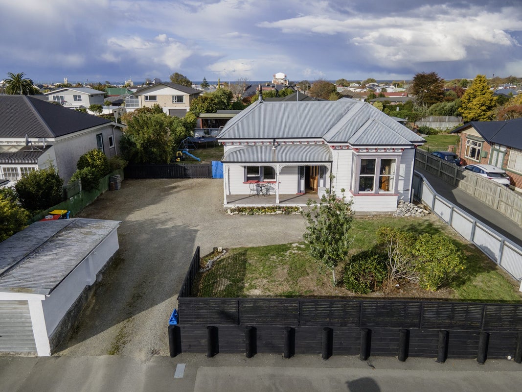 8 Woodlands Road, Parkside, Timaru - Carousel 1