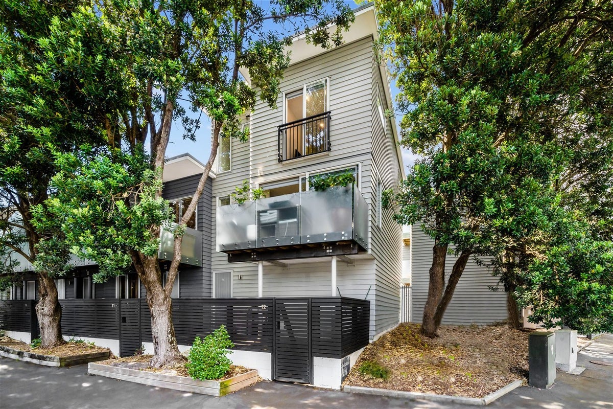 12/26 Mary Street, Mount Eden, Auckland - Carousel 1