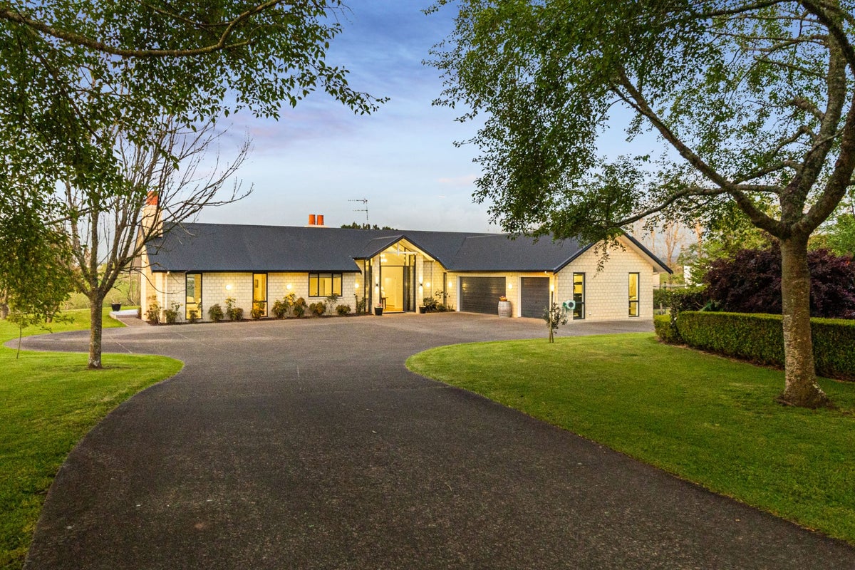 21 Whangapouri Road, Drury - Carousel 2