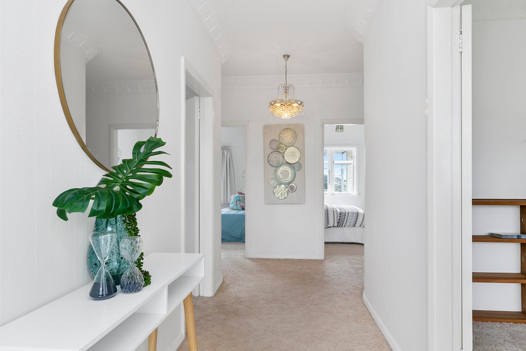 31 Amritsar Street, Khandallah, Wellington - Carousel 2