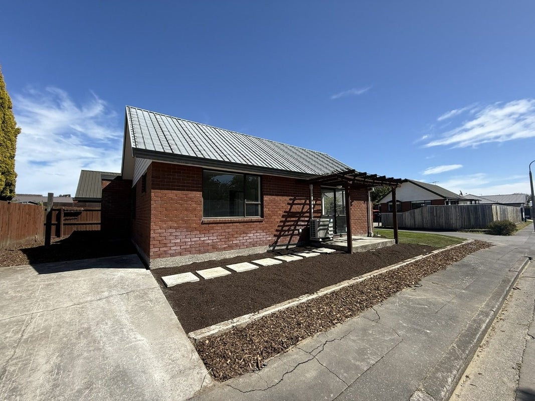 2 Farm Lane, Parklands, Christchurch - Carousel 11