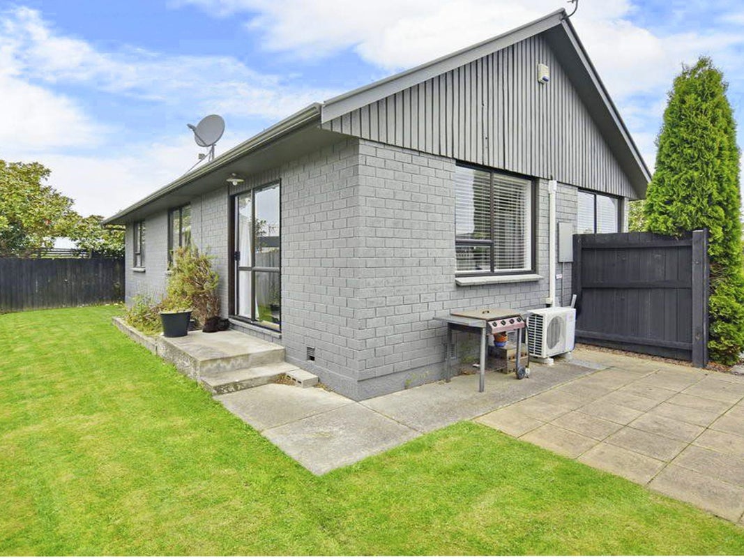 2/18 Wairakei Road, Strowan, Christchurch - Carousel 2