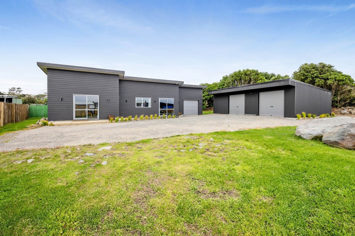 34 Hickey Place, Opunake - Carousel 1