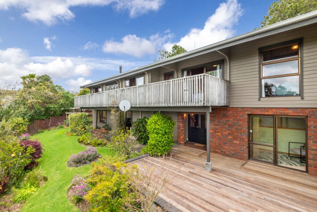 47 Redwing Street, Browns Bay, Auckland - Carousel 1