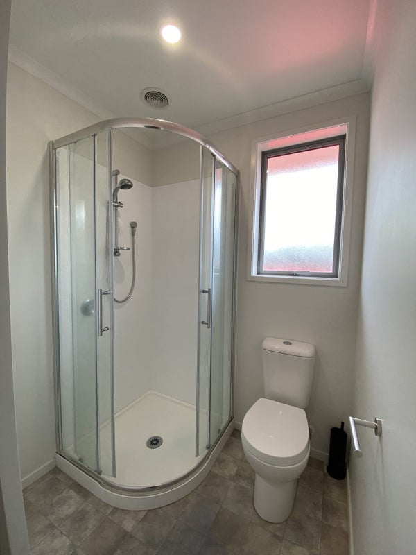 27 Normandy Avenue, Melville, Hamilton - Carousel 6