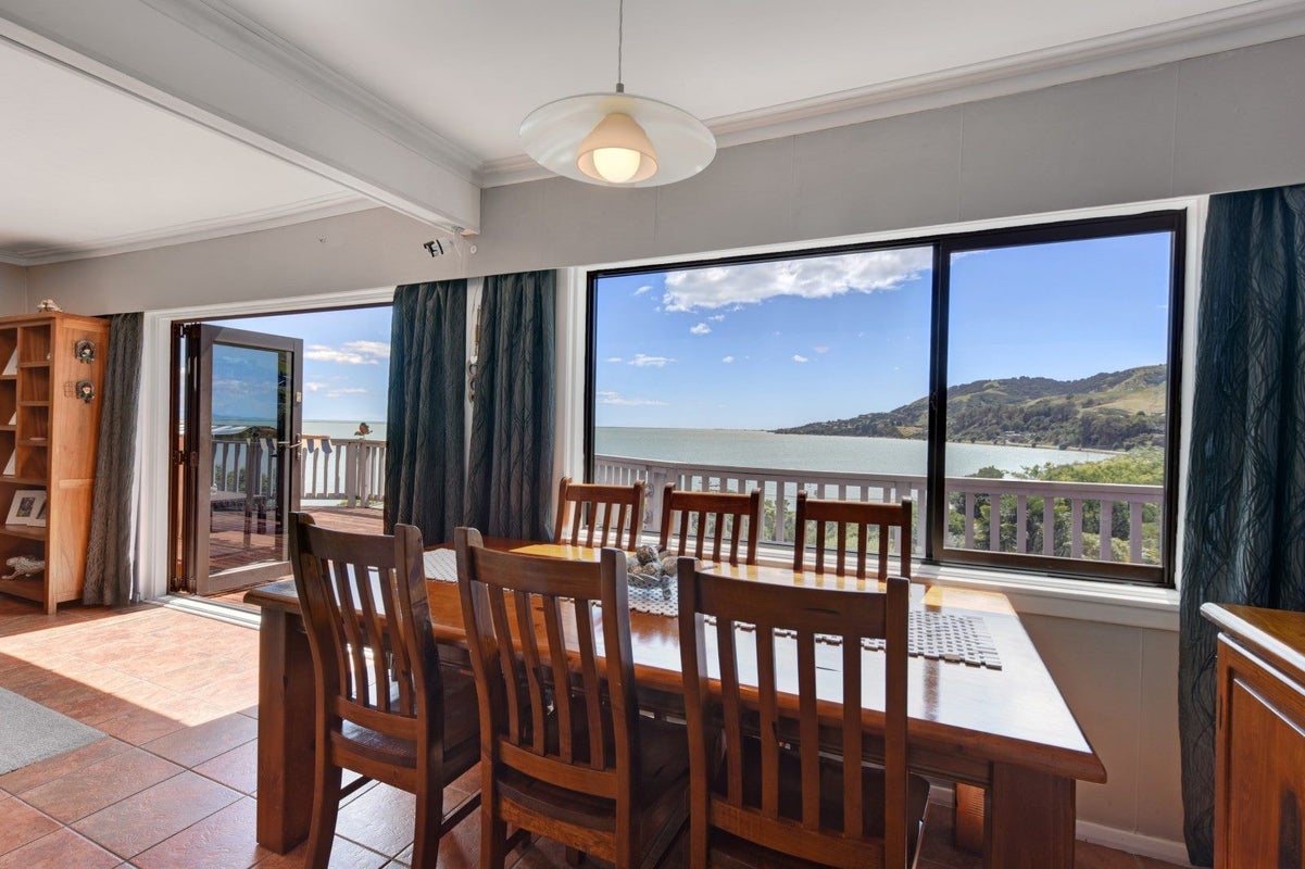3 Paremata Street, Atawhai, Nelson - Carousel 2