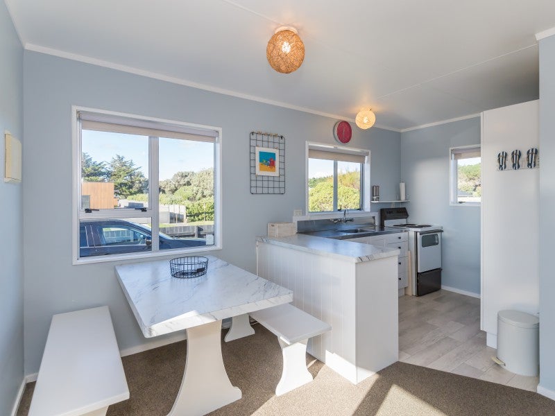 21 Rua Avenue, Waitarere Beach, Levin - Carousel 2