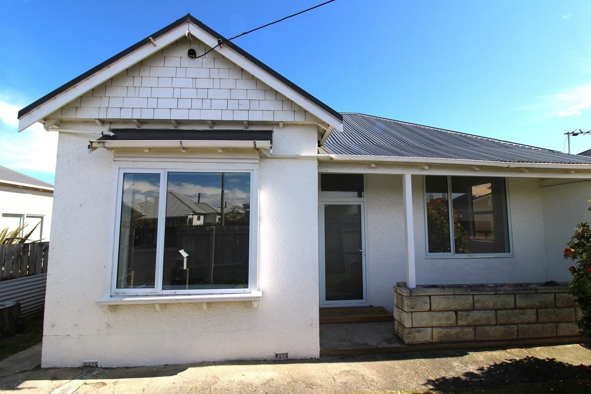 78 Moreau Street, Saint Kilda, Dunedin - Carousel 1