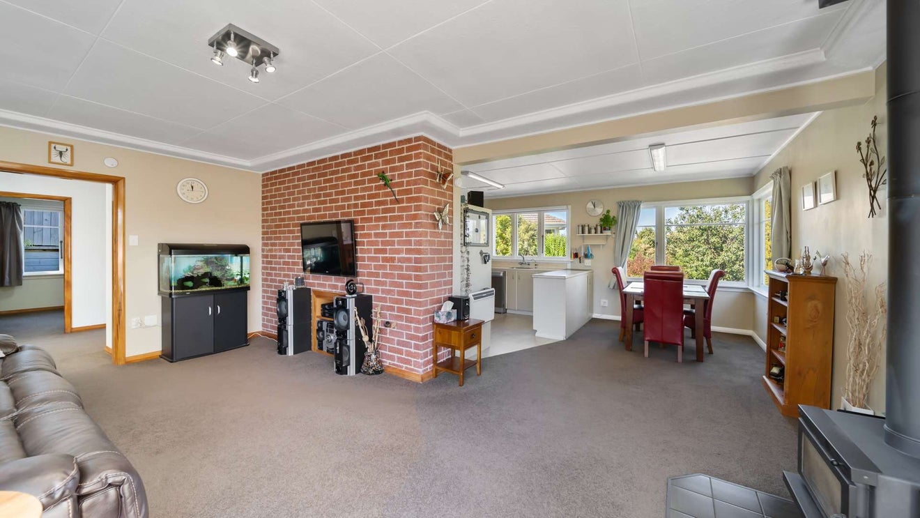 166 Mornington Road, Kenmure, Dunedin - Carousel 2