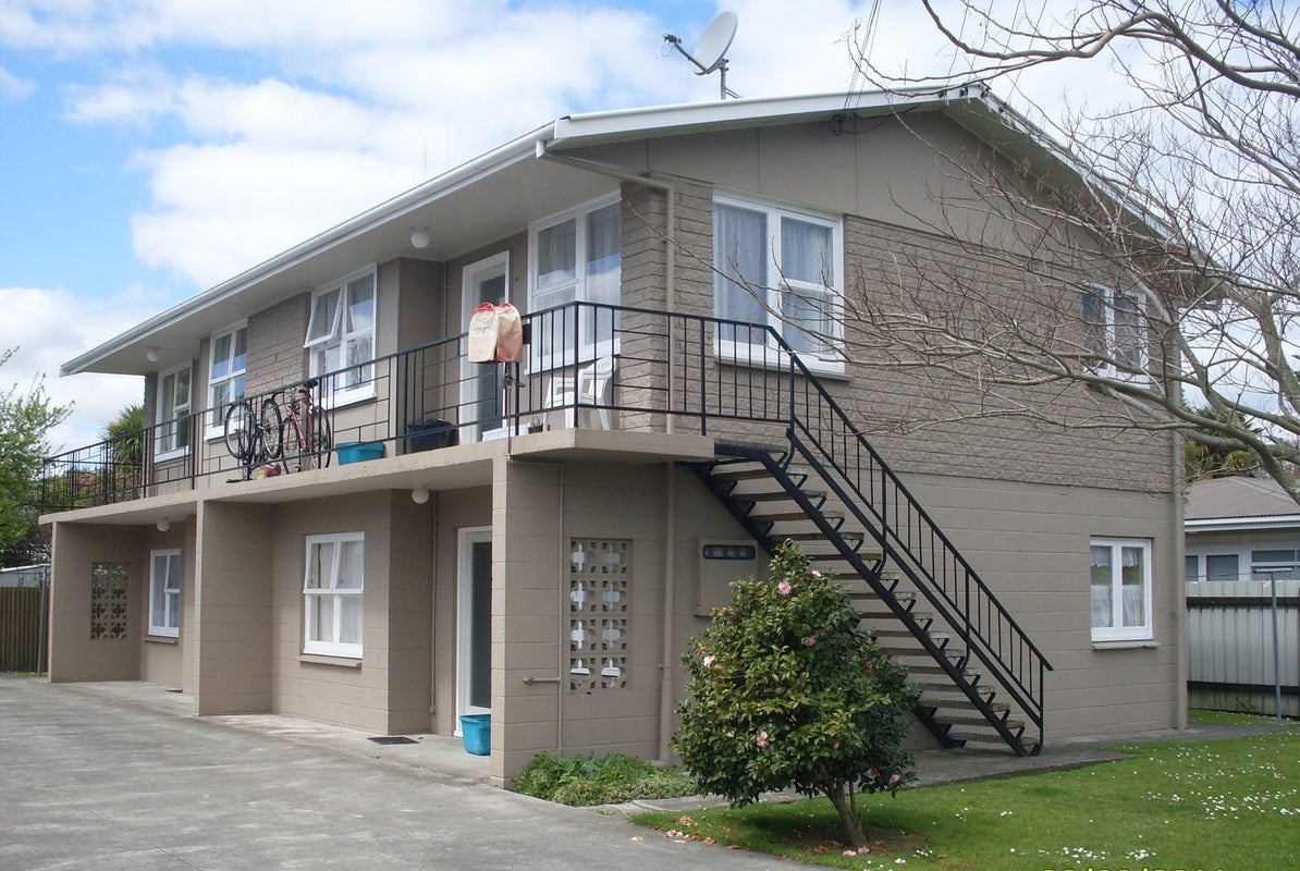 4/6 New Street, Hamilton East, Hamilton - Carousel 1